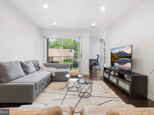 8312 Tobin Rd APT 23, Annandale, VA 22003