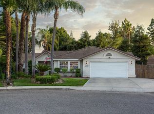 1133 S Tracy St, Visalia, CA 93292