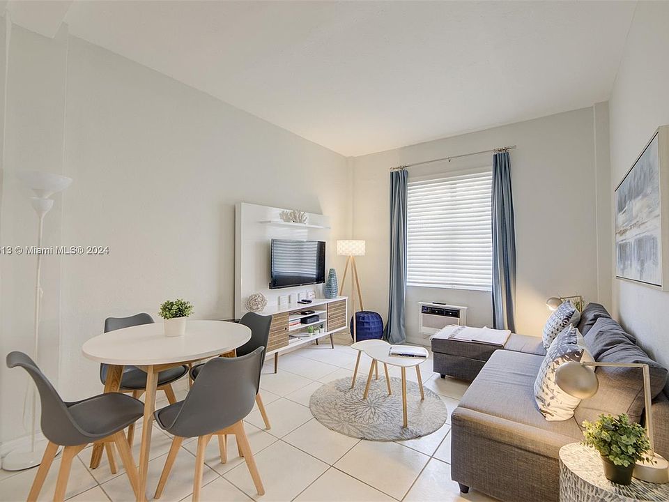 1st image of 3030 Collins Ave APT 1G