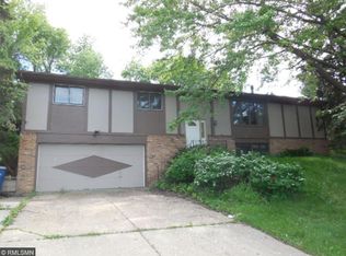 865 Foss Rd, New Brighton, MN 55112