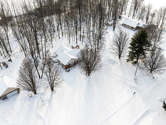 4th image of 7178 Townsend Rd