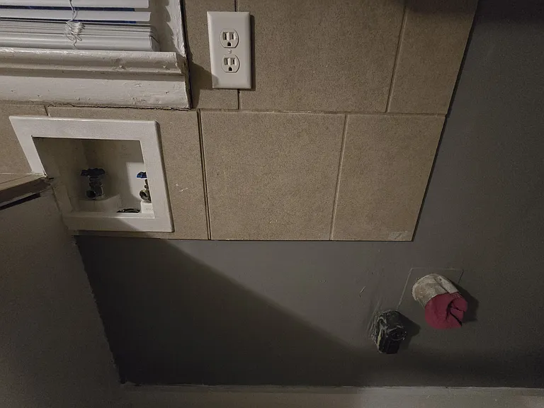 Washer and dryer hookup