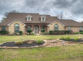 13 Hidden Springs Ranch Rd, Willis, TX 77378