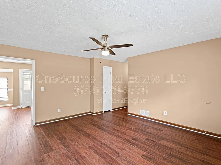 1321 Timbercrest Dr — Photo 11