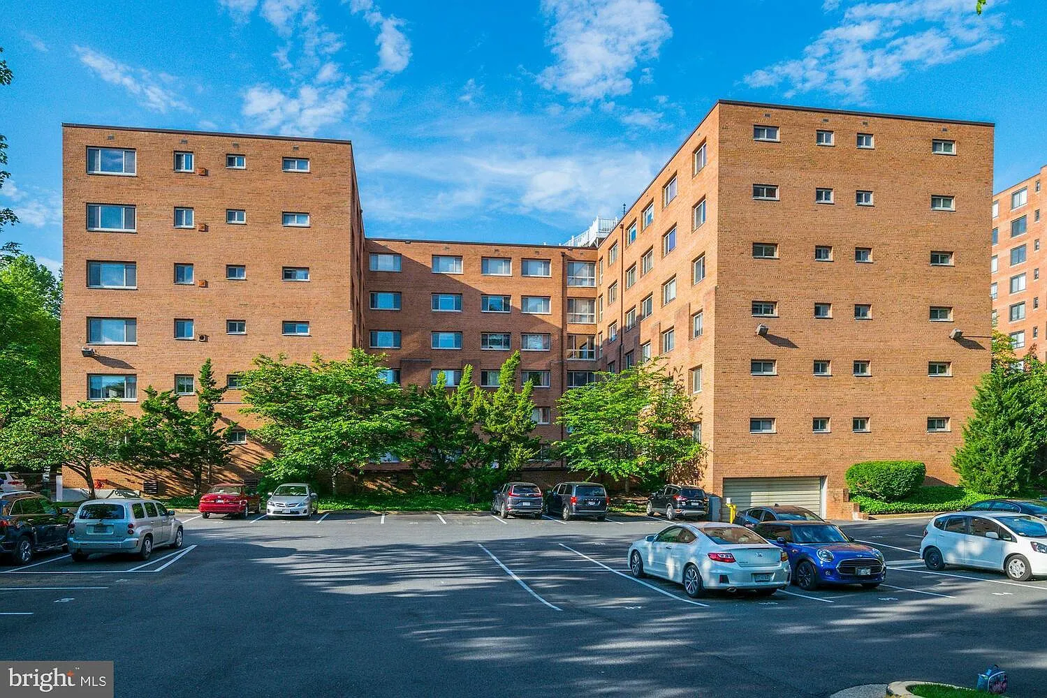 3900 Tunlaw Rd NW — Photo 3