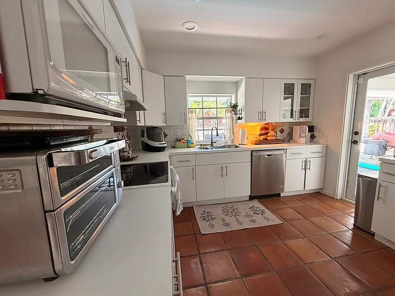 8105 SW 138th St — Photo 42