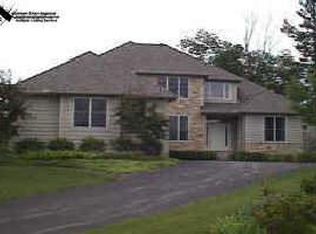 211 Raleigh Ct, Aurora, OH 44202