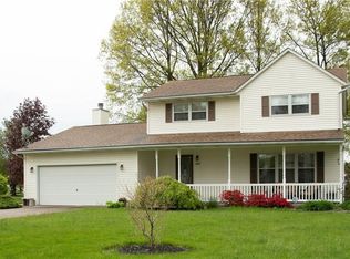 365 Dogwood Ct, Amherst, OH 44001
