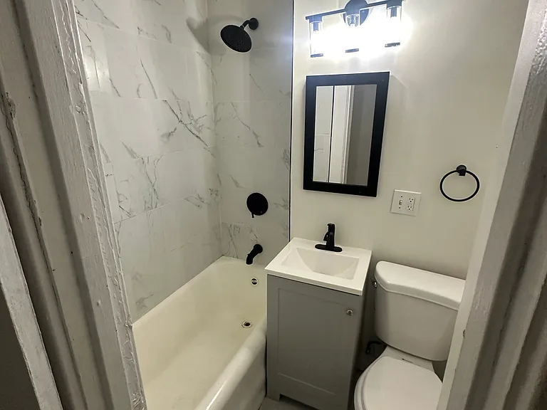 5950 Hohman Ave #401 — Photo 4