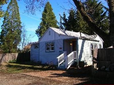 321 Pleasant St APT A, Grass Valley, CA, 95945