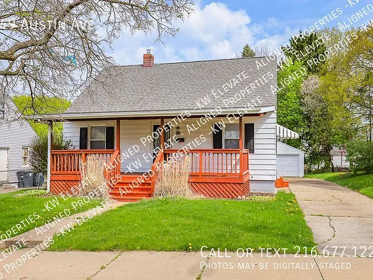 949 Austin Ave — Photo 1