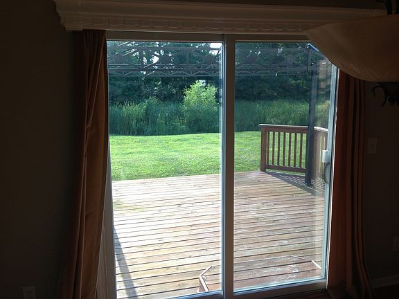 Deck/Back Yard