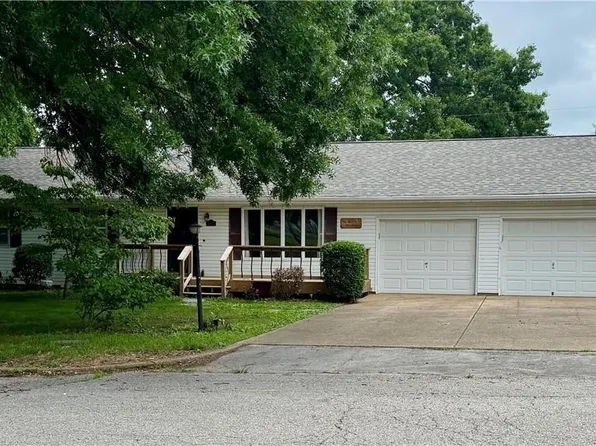 1007 E Lawson Ave, Eldon, MO 65026