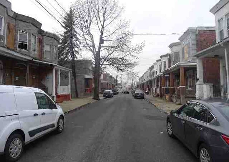 2nd image of 1254 Thurman St