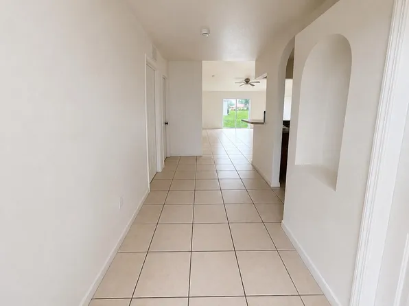 4569 Golfview Blvd, Lehigh Acres, FL 33973