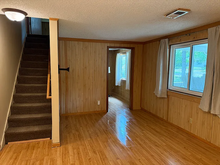 6592 Berkshire Ln N — Photo 15
