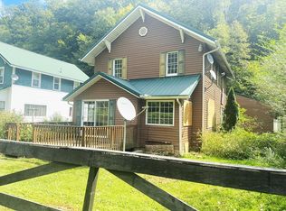 1788 McAlpin Rd, Slab Fork, WV 25920