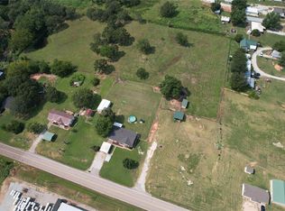 Moccasin Rd, Prague, OK 74864