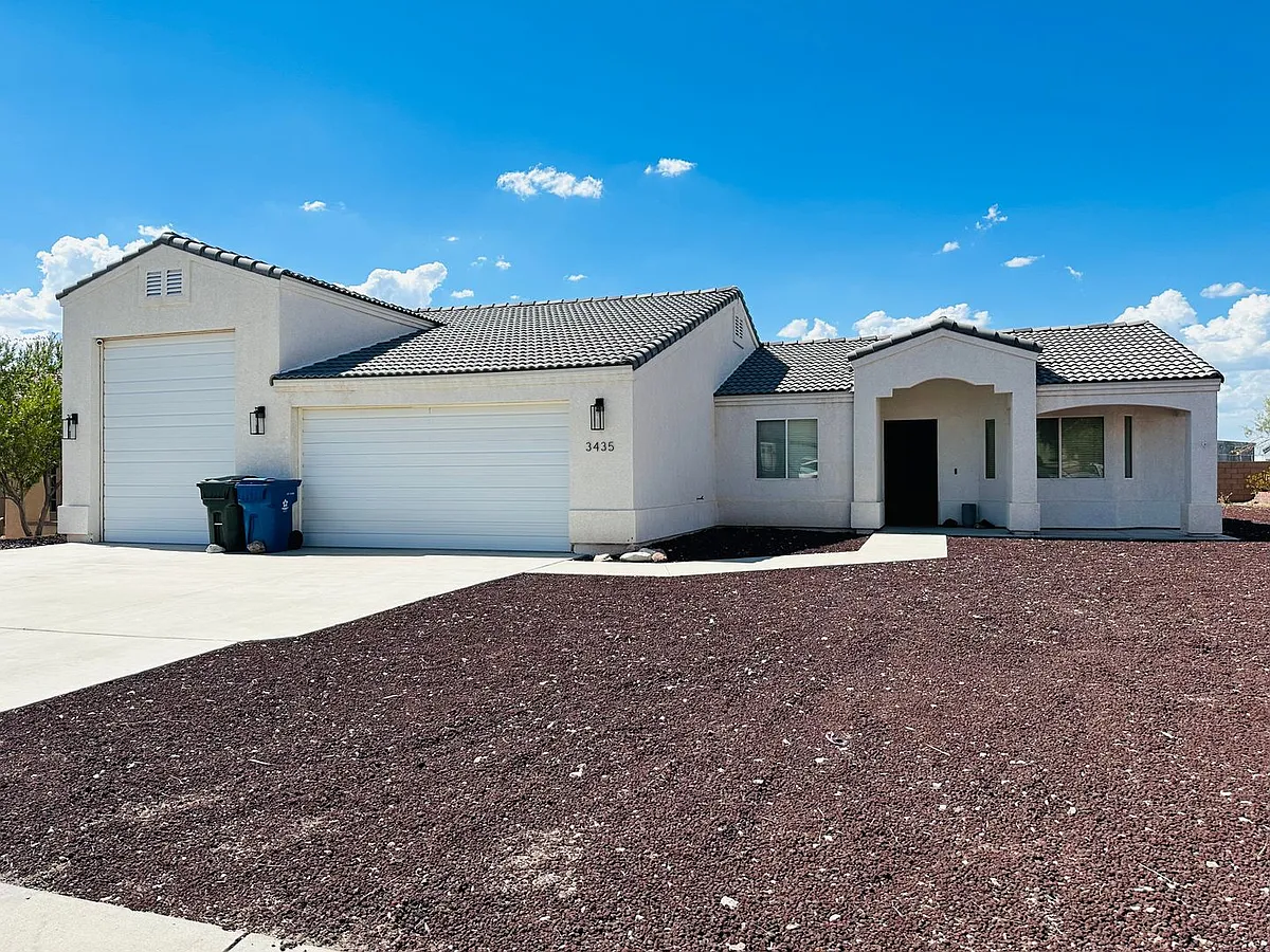 Building Photo - 3435 Sunbonnet Dr