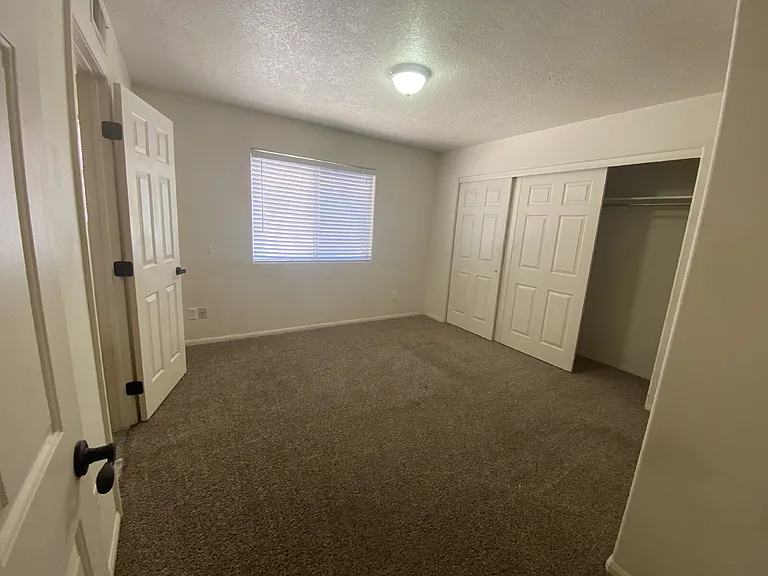 1238 W 360 N #12 — Photo 8