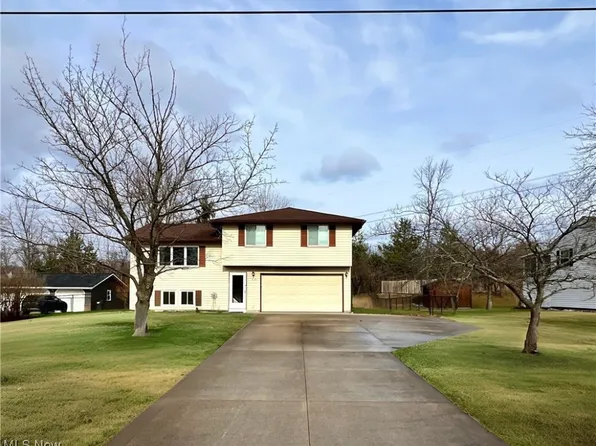 1735 Pike Pkwy, Streetsboro, OH 44241