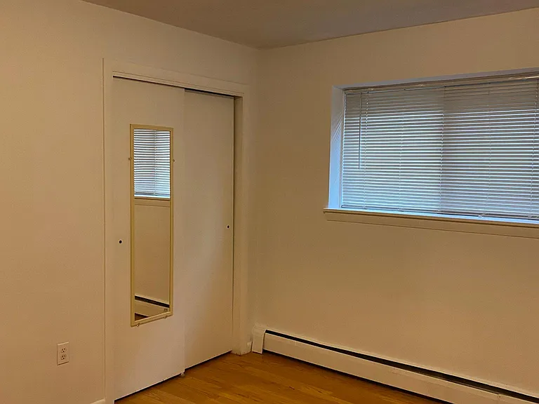 425 S Huntington Ave #2 — Photo 8