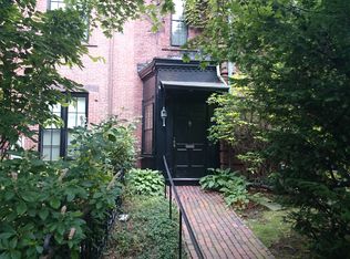 5 Hawes St, Brookline, MA 02446