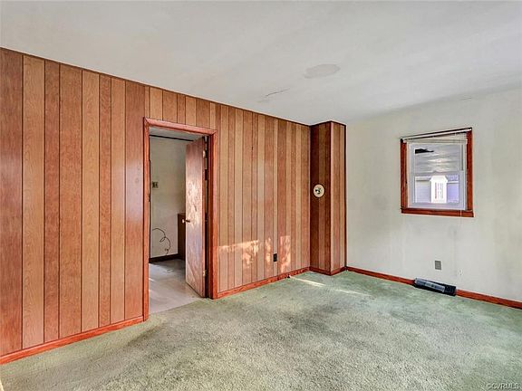 4th image of 23118 Port Dr