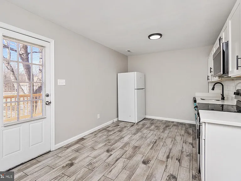 42 Holcumb Ct — Photo 8