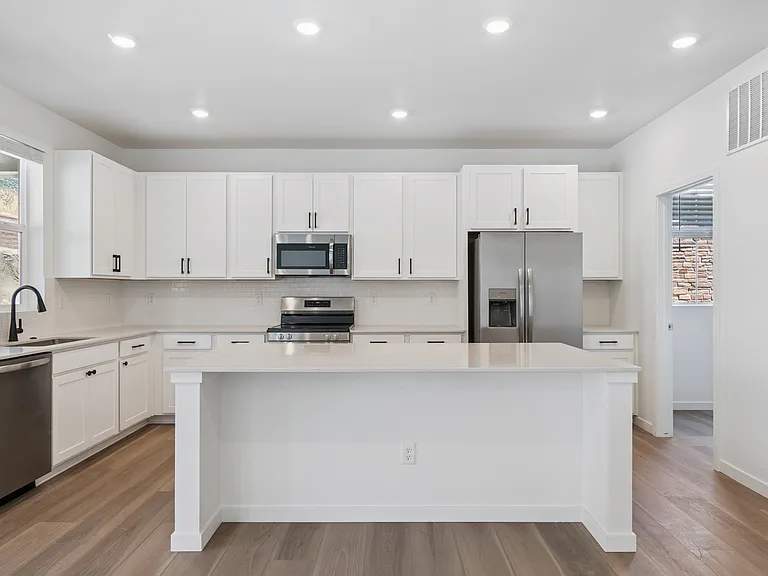 7327 S Yank Ct — Photo 5