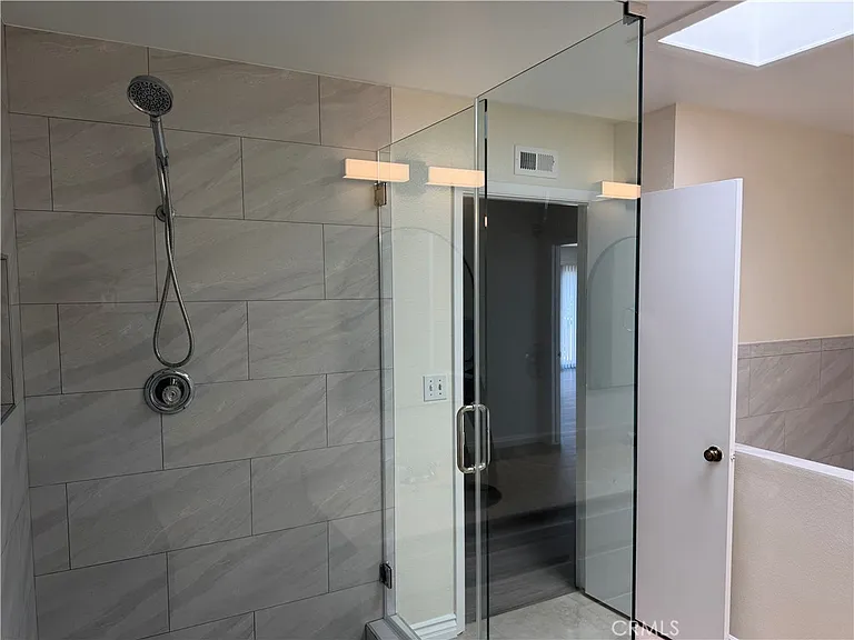 25311 Hillary Ln — Photo 10