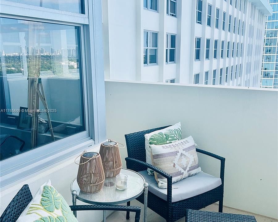 1st image of 2899 Collins Ave APT 1526