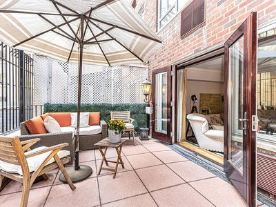 30 E 62nd St APT 2H, New York, NY, 10065