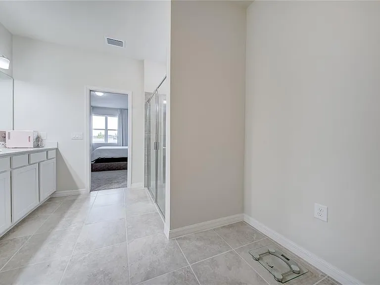 3130 Norcott Dr — Photo 13