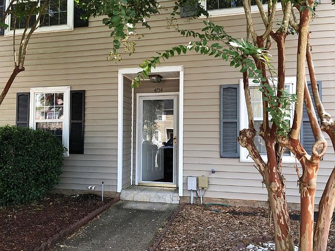 1st image of 4754 Brookwood Dr