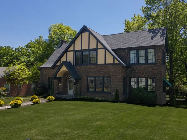 1007 Poplar St, Murray, KY 42071