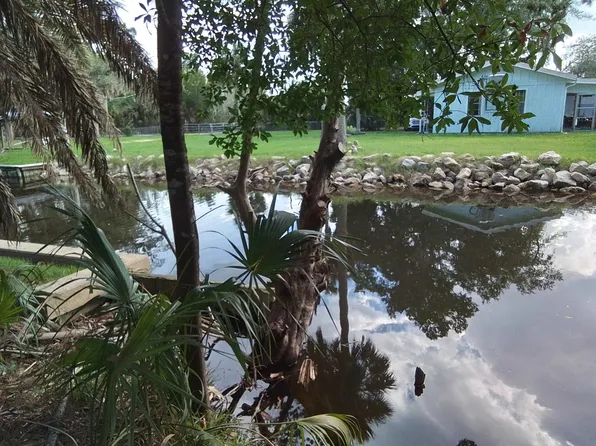 9 & 10 Irvin Langston Rd, Crawfordville, FL 32327