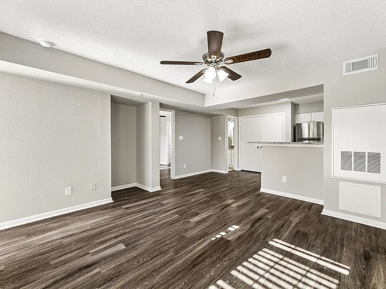Grove at White Oak — Photo 45
