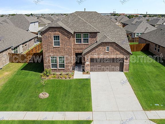 2nd image of 3324 Woodland Dr
