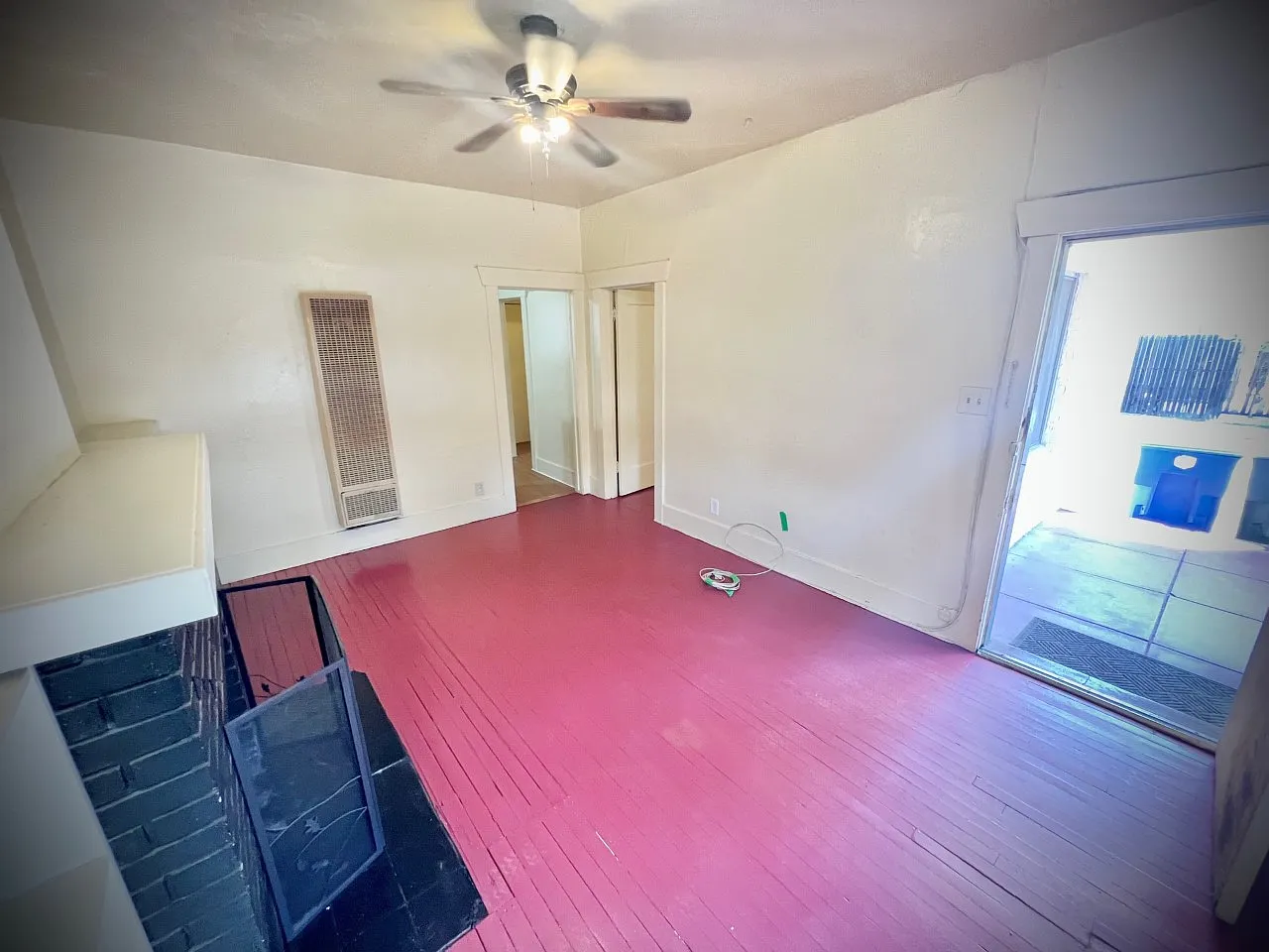 1001 East 8th Street - 2 — Photo 2