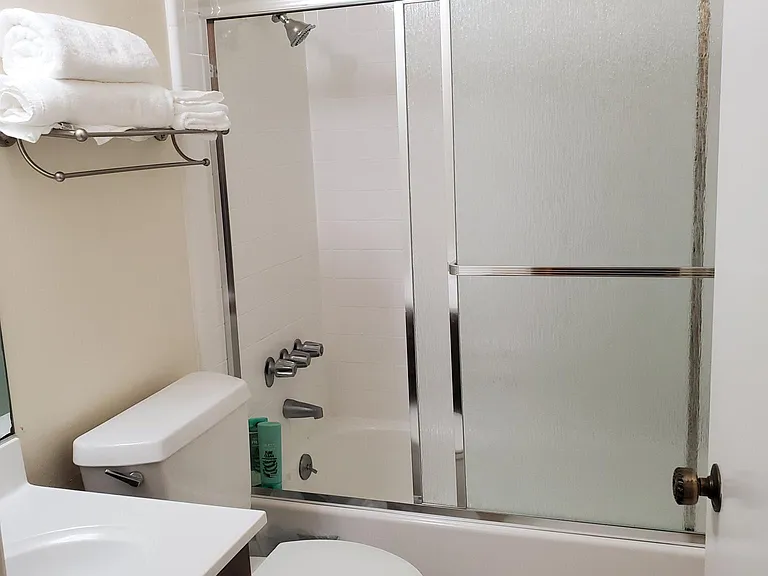 590 Baker St #7 — Photo 3