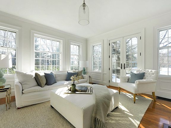 5th image of 117 Bellevue Ave