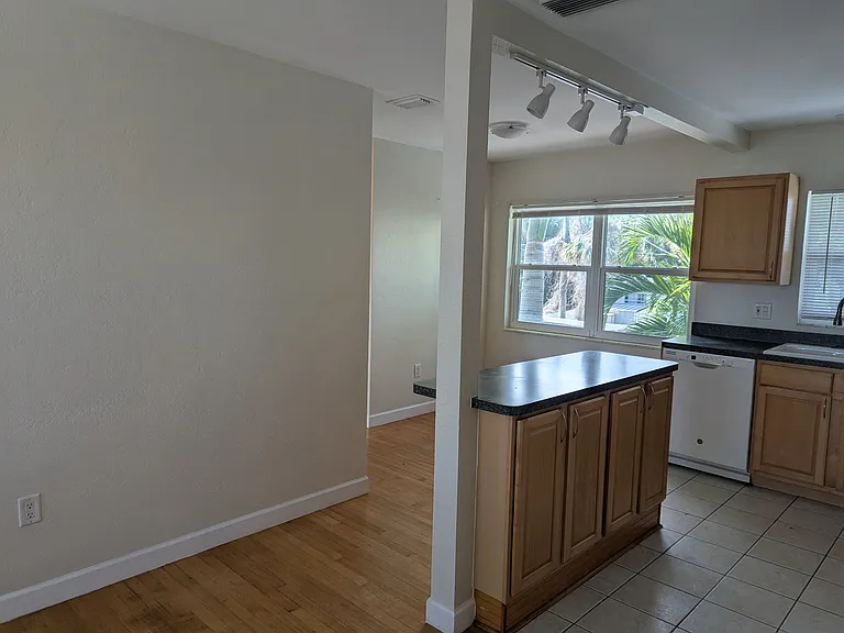2706 Pass A Grille Way #1 — Photo 7