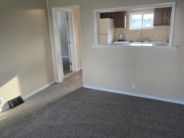 53 Braddock St, Uniontown, PA 15401
