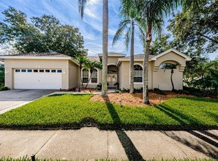 723 Waterview Ln, Tarpon Springs, FL 34689