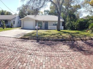 517 4th Ave SW, Largo, FL 33770