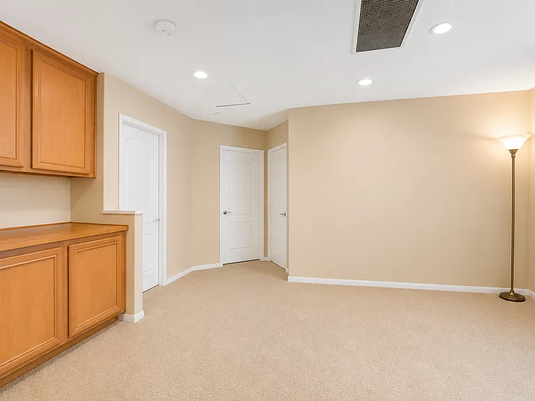 10430 Shelborne St #42 — Photo 22