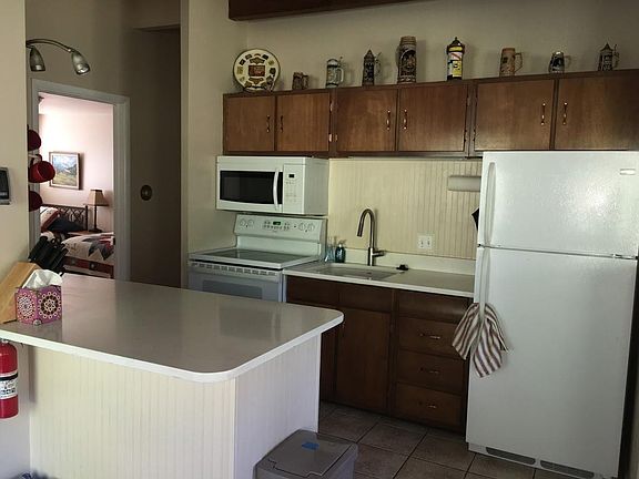 4th image of 4022 Willow Way