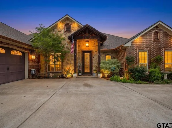 249 Heritage Ct, Lindale, TX 75771