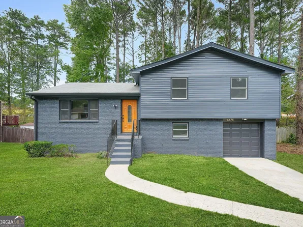 6675 Hidden Brook Trl, College Park, GA 30349